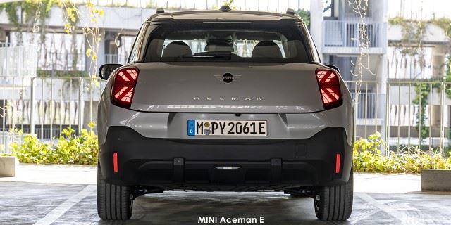 MINI Aceman E MINI-Aceman-E-P90596688-2025.jpg