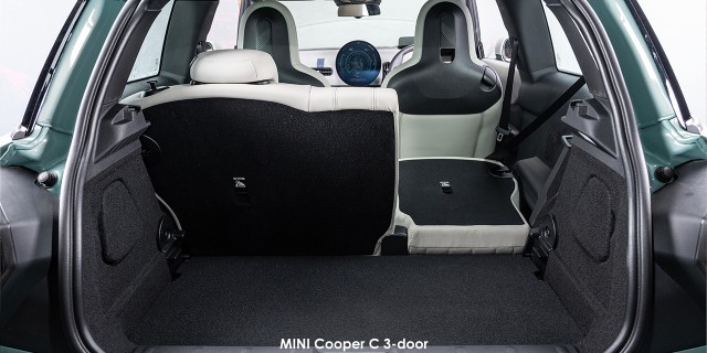 MINI Cooper C 3-door MINI-Cooper-C-P90581914-2024.jpg