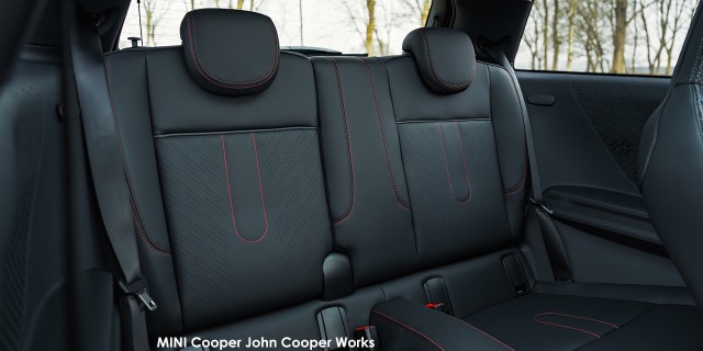 MINI Cooper John Cooper Works MINI-Cooper-John-Cooper-Works-P90594199-2025.jpg