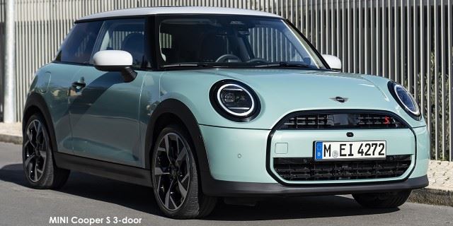 MINI Cooper S 3-door MINI-Cooper-S-3-door-Classic-P90542430--2024.jpg