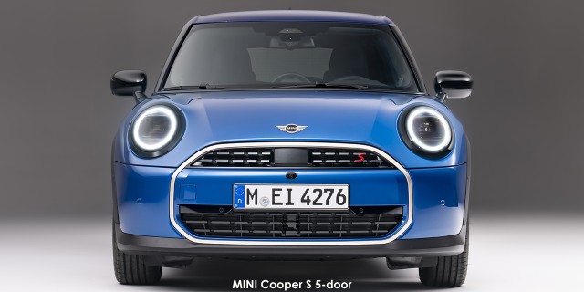 MINI Cooper S 5-door MINI-Cooper-S-5-door-Favoured-trim-P90553904-2024.09.jpg