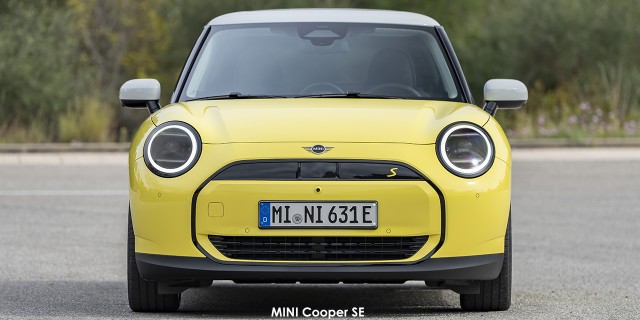 MINI Cooper SE MINI-Cooper-SE-Classic-trim-P90550460-2024.jpg
