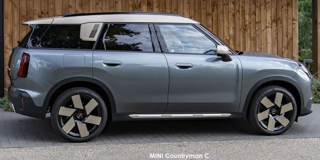 MINI Countryman C MINI-Countryman-C-P90535119--2024.jpg