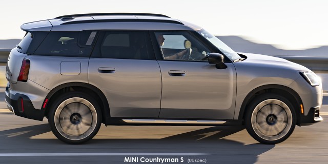 MINI Countryman S ALL4 MINI-Countryman-S-P90528342--2024-US.jpg