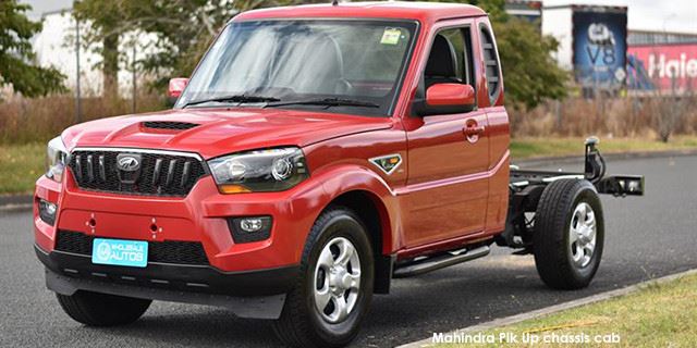 Mahindra Pik Up 2.2CRDe single cab chassis cab S4 (aircon) Mahindra-Pik-Up-chassis-cab-red-f-NZ.jpg