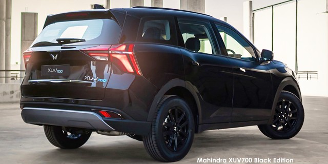 Mahindra XUV700 2.0T AX7L Black Edition Mahindra-XUV700-Black-Edition-rear-2024.10.jpg
