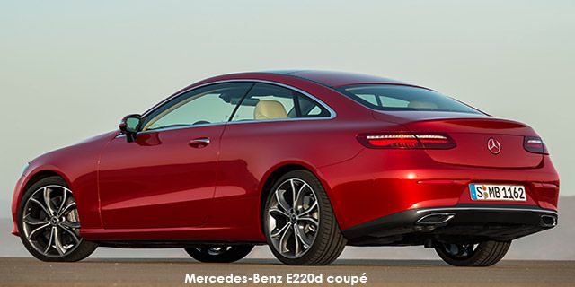 Mercedes-Benz E-Class E220d coupe MercE-Cl5c4_r.jpg