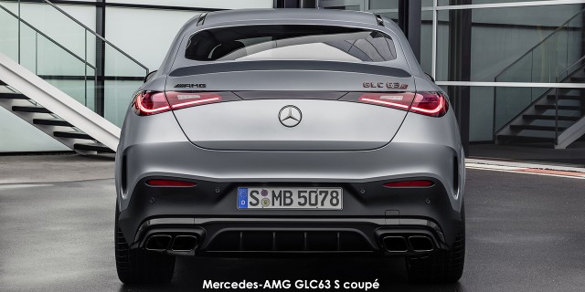 Mercedes-AMG GLC GLC63 S coupe Mercedes-AMG-GLC63-S-E-Performance-coupe-23C0329_016-2024.jpg