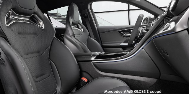 Mercedes-AMG GLC GLC63 S coupe Mercedes-AMG-GLC63-S-E-Performance-coupe-23C0329_024-2024.jpg