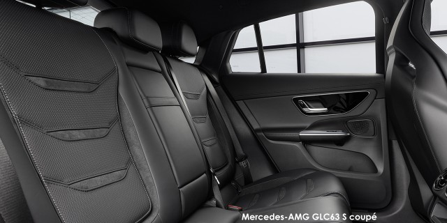 Mercedes-AMG GLC GLC63 S coupe Mercedes-AMG-GLC63-S-E-Performance-coupe-23C0329_025-2024.jpg
