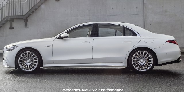 Mercedes-AMG S-Class S63 Mercedes-AMG-S63-E-Performance-22C0377_010--2023.jpg