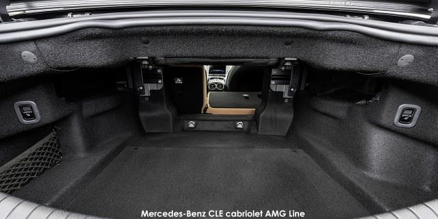 Mercedes-Benz CLE CLE200 cabriolet AMG Line Mercedes-Benz-CLE-cabriolet-AMG-Line-23c0386_036-2024.02.jpg