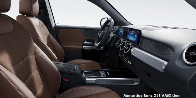 Mercedes-Benz GLB GLB220d 4Matic AMG Line Mercedes-Benz-GLB-AMG-Line-facelift-dash-side--2023.jpg