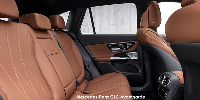 Mercedes-Benz GLC GLC300d 4Matic Avantgarde Mercedes-Benz-GLC-Avantgarde-22C0161_026--2022.jpg