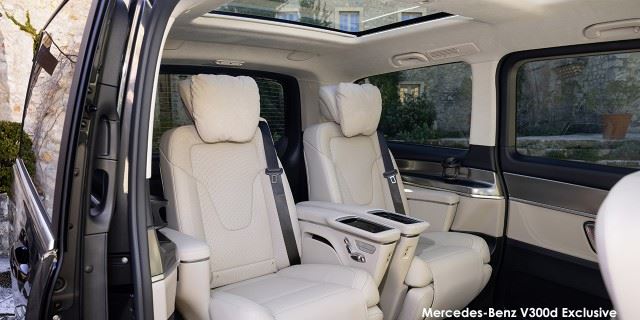 Mercedes-Benz V-Class V300d Exclusive Mercedes-Benz-V300d-Exclusive-24c0047_039-facelift-2-2024.jpg