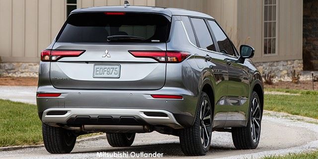 Mitsubishi Outlander 2.5 Exceed Mitsubishi-Outlander-5Q5A6763e--2022.jpg