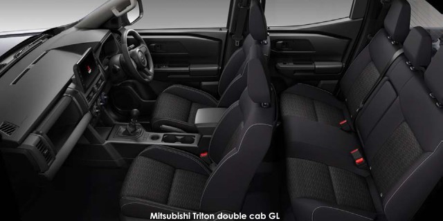 Mitsubishi Triton 2.4DI-D double cab GL 4x4 Mitsubishi-Triton-double-cab-GL-4x4-seats-2024.11.jpg