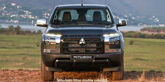 Mitsubishi Triton 2.4DI-D double cab GLS 4x4 auto Mitsubishi-Triton_041-double-cab-GLS-4x4-2024.11.jpg