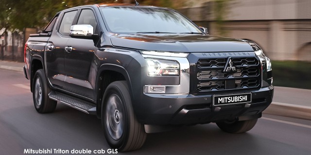 Mitsubishi Triton 2.4DI-D double cab GLS 4x4 auto Mitsubishi-Triton_093-double-cab-GLS-4x4-2024.11.jpg