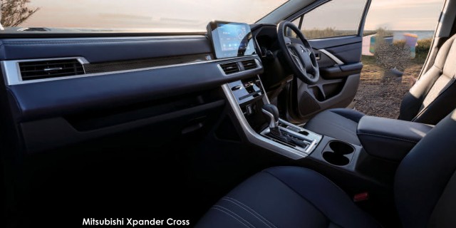 Mitsubishi Xpander Cross 1.5 Mitsubishi-Xpander-Cross-interior-dash-2025.03.jpg