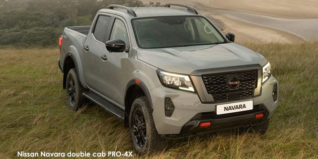 Nissan Navara 2.5DDTi double cab PRO-2X Navara-Main-Desktop--Nissan-Navara-double-cab-PRO-4X--2021.05-za.jpg