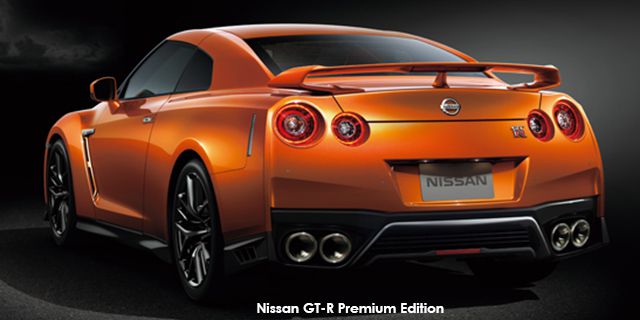Nissan GT-R Premium Edition NissGT-R1ff1_r.jpg