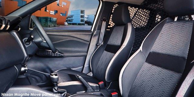 Nissan Magnite 1.0 Move panel van Nissan-Magnite-Move-interior-side-2025.01.jpg