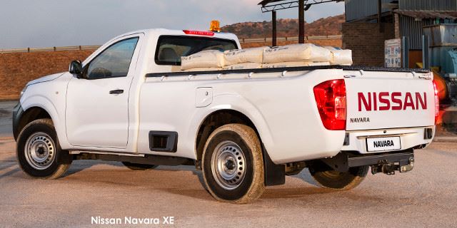 Nissan Navara 2.5DDTi single cab XE Nissan-Navara-SC-XE--Mining--2021.10-za.jpg