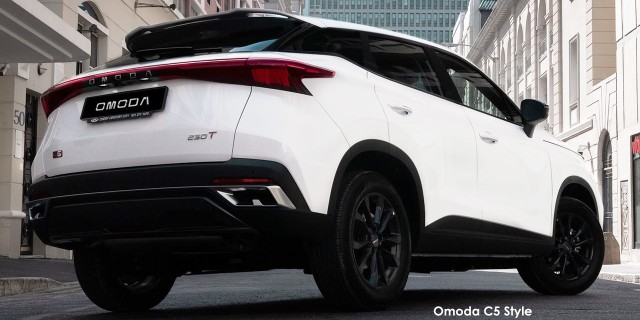 Omoda C5 1.5T 230T Style OMODA-C5-Style_Rear--2024.06-za.jpg