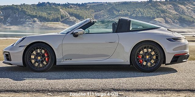 Porsche 911 targa 4 GTS P21_0187--Porsche-911-targa-4-GTS--2021.06.jpg