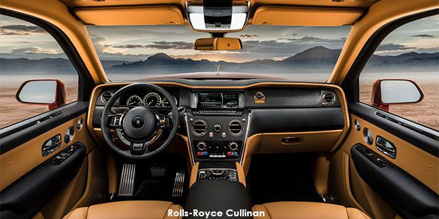 Rolls-Royce Cullinan Cullinan P90304070_highRes_effortless-everywher--Rolls-Royce-Cullinan--1805-Int.jpg