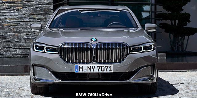 BMW 7 Series 745Le xDrive Individual P90342319_BMW-750Li-xDrive-Exterior-Design-Pure-Excellence--1904.jpg