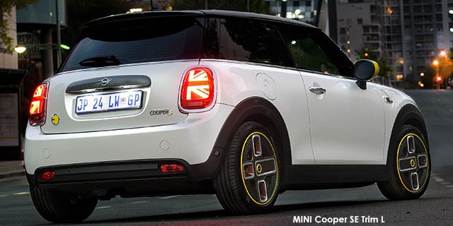 MINI Hatch Cooper SE Hatch 3-door Trim S P90399005_MINI-Cooper-SE-Trim-L--in-South-Africa--2020.10-ZA.jpg