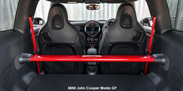 MINI Hatch John Cooper Works GP P90403140-MINI-John-Cooper-Works-GP--2020.10-ZA.jpg