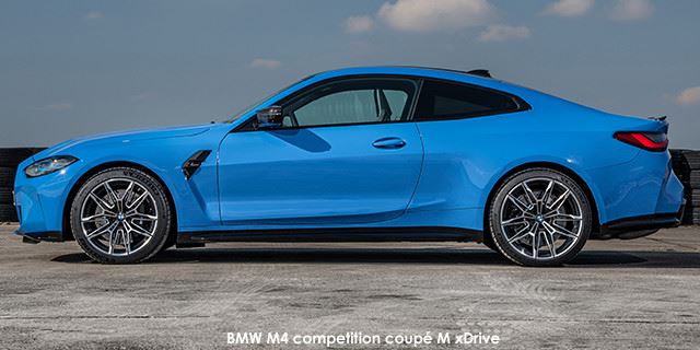 BMW M4 M4 competition coupe M xDrive P90416637-BMW-M4-competition-coupe-xDrive--2021.jpg