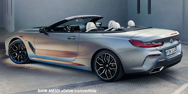 BMW 8 Series M850i xDrive convertible P90449399-BMW-M850i-xDrive-convertible-facelift--2022.jpg