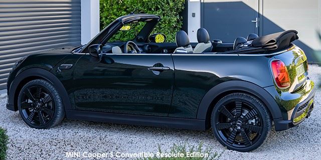 MINI Convertible Cooper S Convertible Resolute Edition P90452307-MINI-Cooper-S-Convertible-Resolute-Edition--2022.jpg