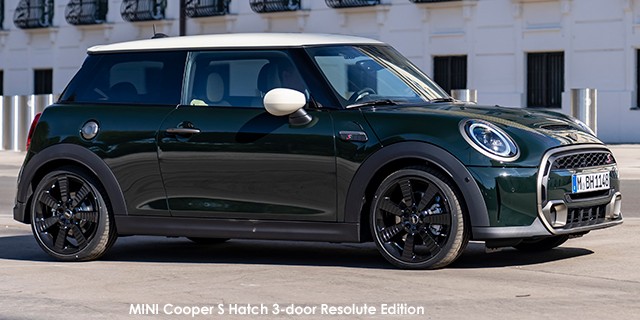 MINI Hatch Cooper S Hatch 3-door Resolute Edition P90452333-MINI-Cooper-S-3-door-Resolute-Edition--2022.jpg