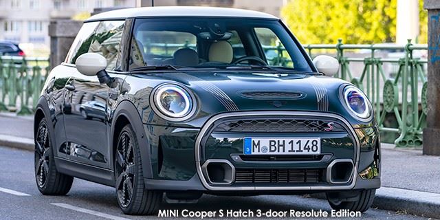 MINI Hatch Cooper S Hatch 3-door Resolute Edition P90452371-MINI-Cooper-S-3-door-Resolute-Edition--2022.jpg