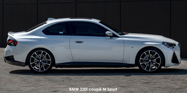 BMW 2 Series 220d coupe M Sport P90452894-BMW-220i-coupe-M-Sport--2022.03-za.jpg