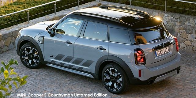 MINI Countryman Cooper S Countryman Untamed Edition P90453986-MINI-Cooper-S-Countryman-Untamed-Edition--2022.jpg