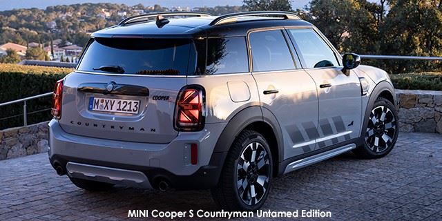 MINI Countryman Cooper S Countryman Untamed Edition P90453989-MINI-Cooper-S-Countryman-Untamed-Edition--2022.jpg