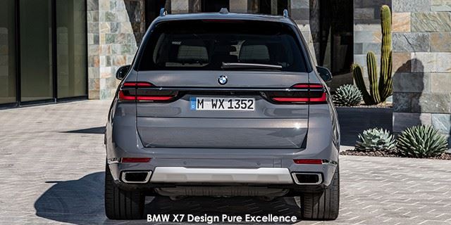 BMW X7 xDrive40d Design Pure Excellence P90457533-BMW-X7-xDrive40i-Design-Pure-Excellence--facelift--2022.04.jpg