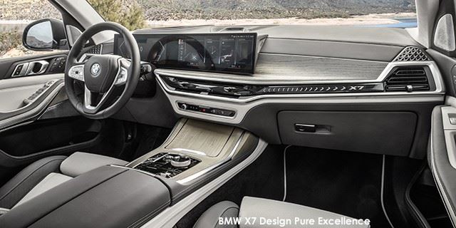 BMW X7 xDrive40d Design Pure Excellence P90457543-BMW-X7-xDrive40i-Design-Pure-Excellence--facelift--2022.04.jpg