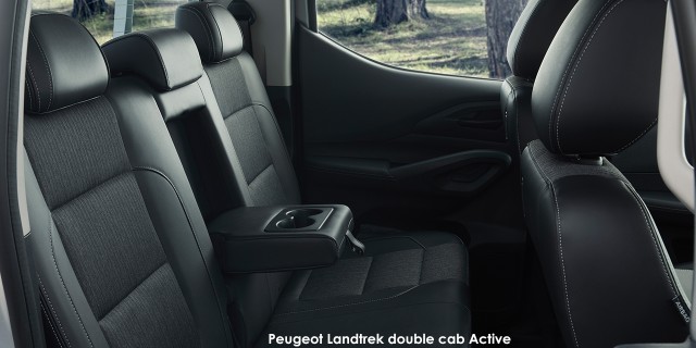 Peugeot Landtrek 1.9TD double cab Active 4x4 Peugeot-Landtrek-double-cab-Active-PJ267.jpg
