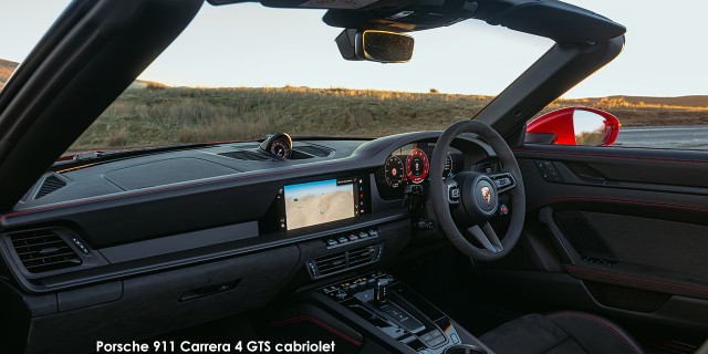 Porsche 911 Carrera GTS cabriolet Porsche-911-Carrera-4-GTS-cabriolet-PCGB25_0072-2025-UK.jpg