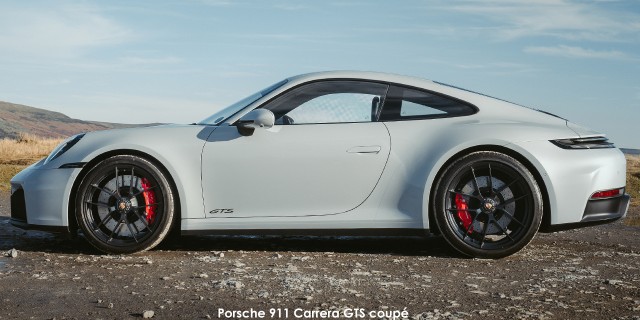 Porsche 911 Carrera GTS coupe Porsche-911-Carrera-GTS-coupe-PCGB25_0172-2025-UK.jpg