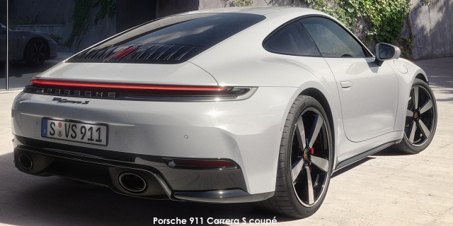 Porsche 911 Carrera S coupe Porsche-911-Carrera-S-coupe-304417-2025.01.jpg