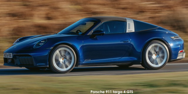 Porsche 911 targa 4 GTS Porsche-911-targa-4-GTS-PCGB25_0197-2025-UK.jpg