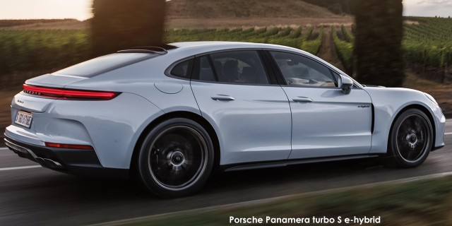 Porsche Panamera turbo S e-hybrid Porsche-Panamera-turbo-S-e-hybrid-290413--2024.07.jpg